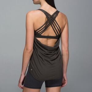 Lululemon Wild Tank Top 2-in-1 Strappy Bra Dark Wren Olive Green Size 6